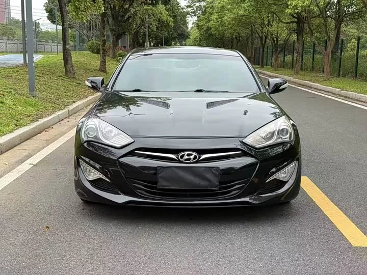 Hyundai Genesis-Coolpad