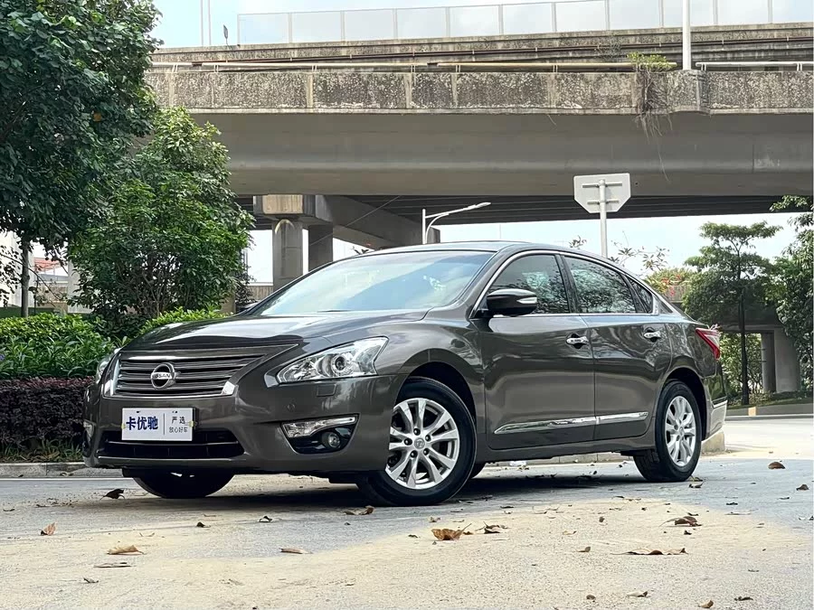 Nissan Teana