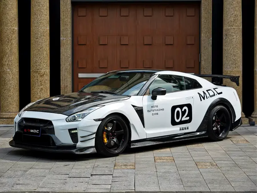 Nissan GT-R