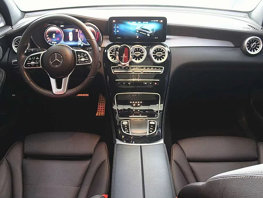 Mercedes Benz GLC