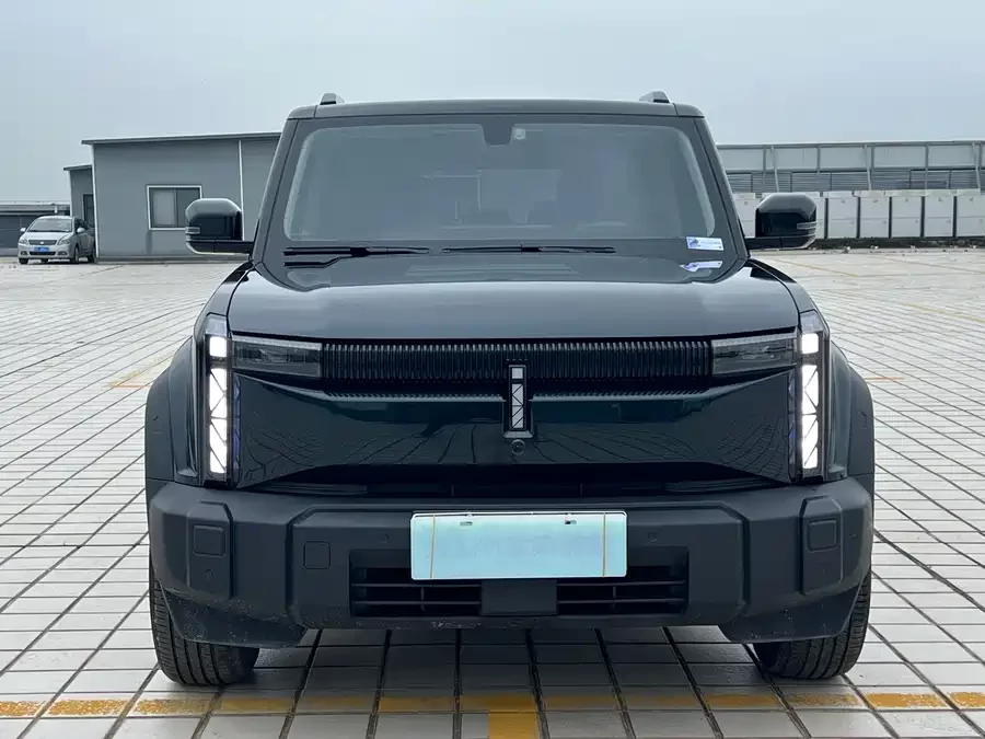 iCAR 03