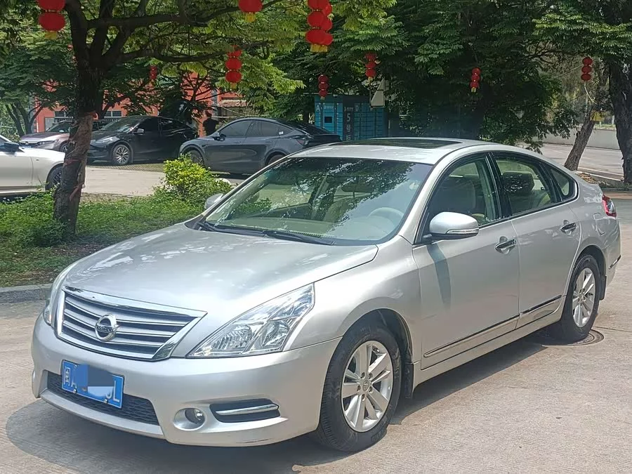 Nissan Teana