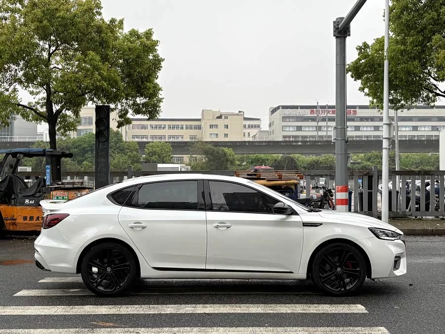 MG 6