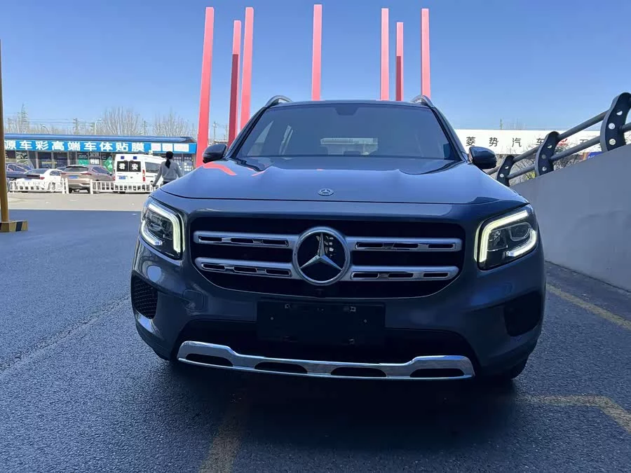 Mercedes Benz GLB