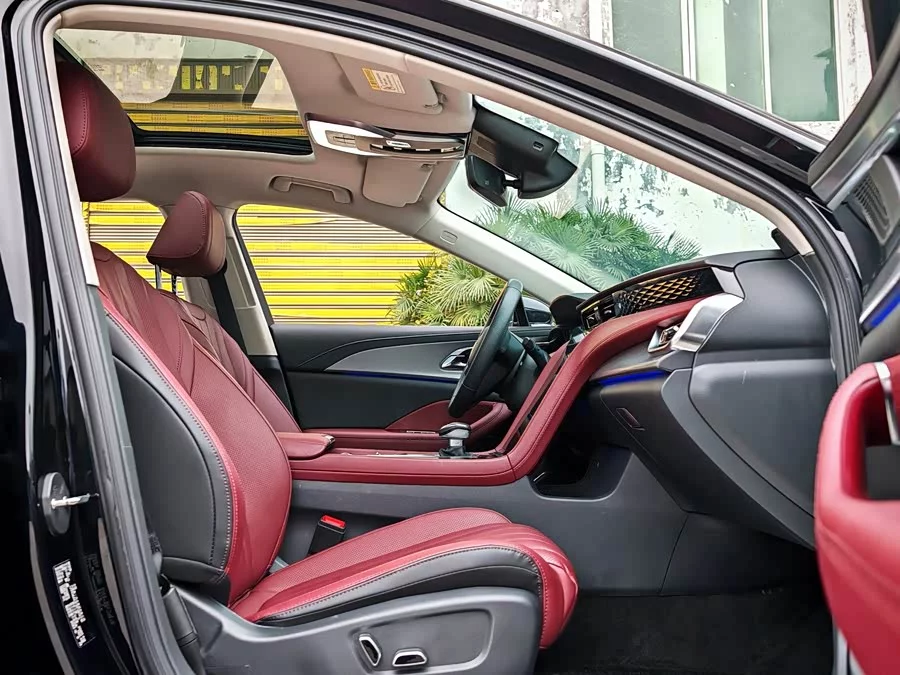 Hongqi H5
