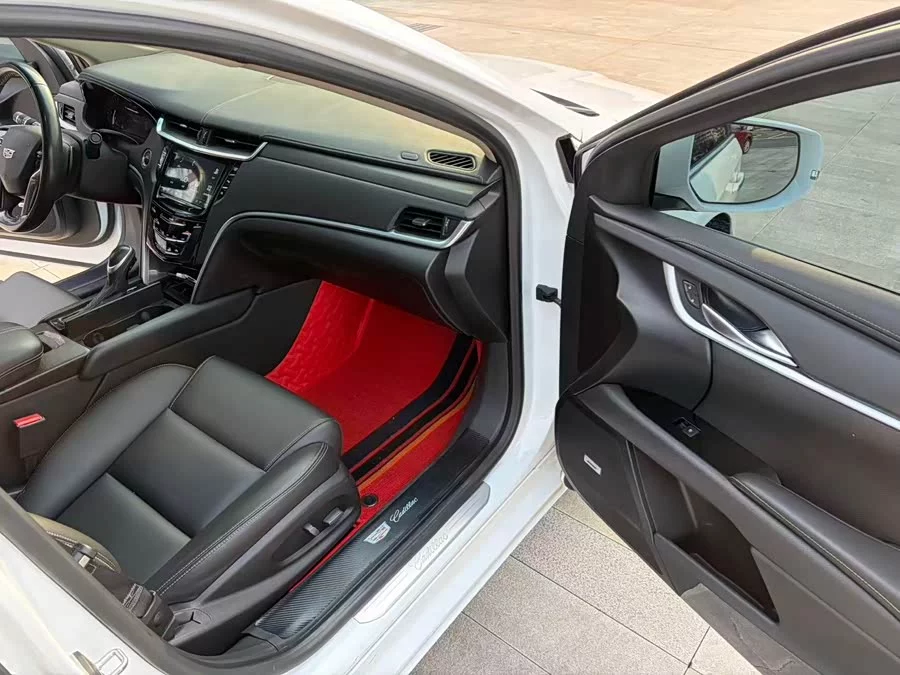 Cadillac XTS