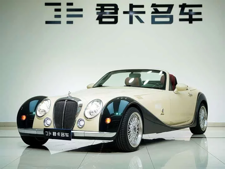 Mitsuoka Queen