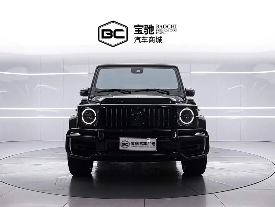 Mercedes Benz G-rated
