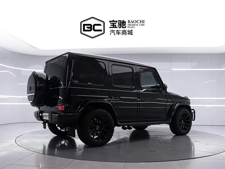 Mercedes Benz G-rated