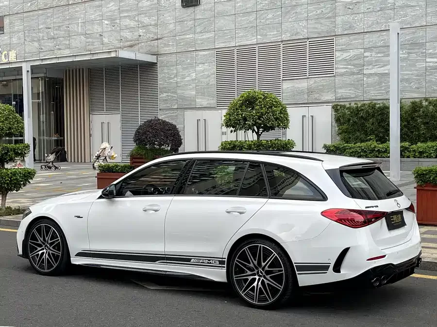 Mercedes Benz C-Class AMG