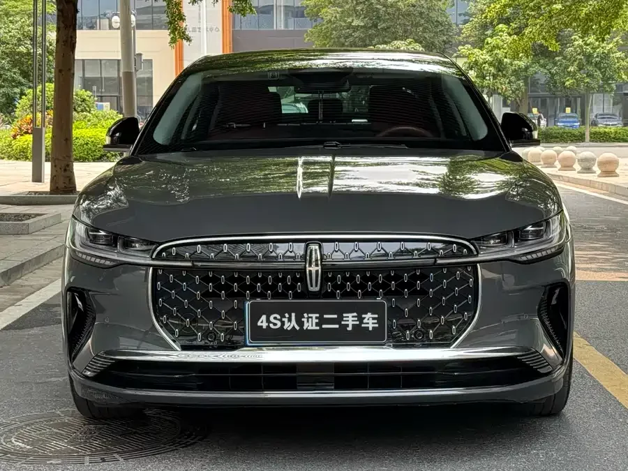 Lincoln Z
