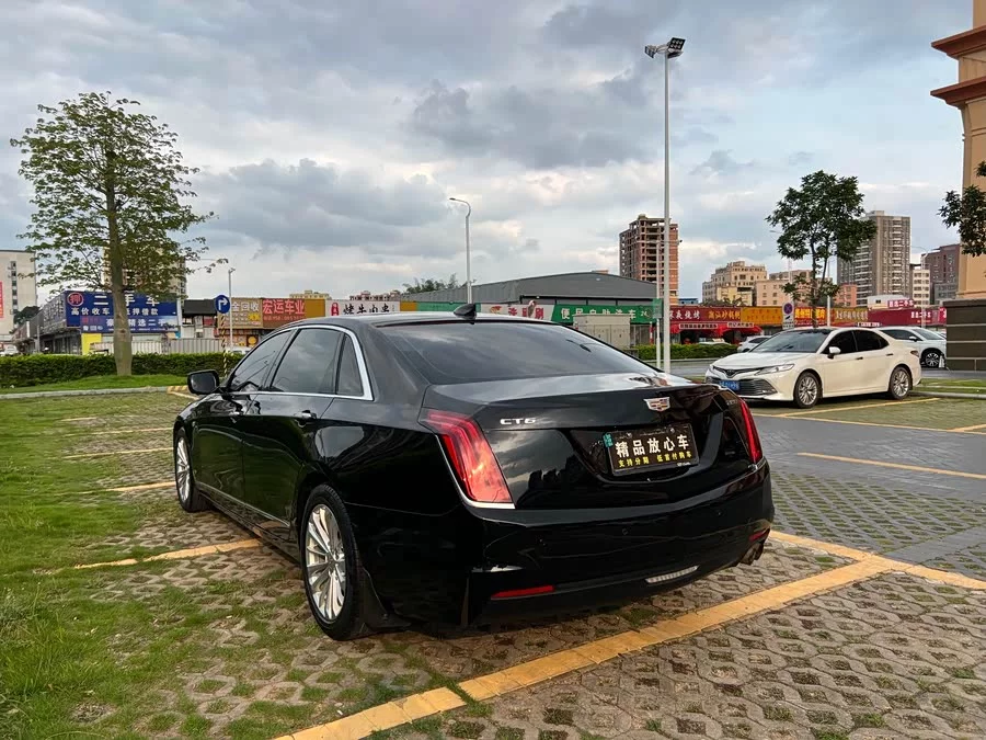 Cadillac CT6