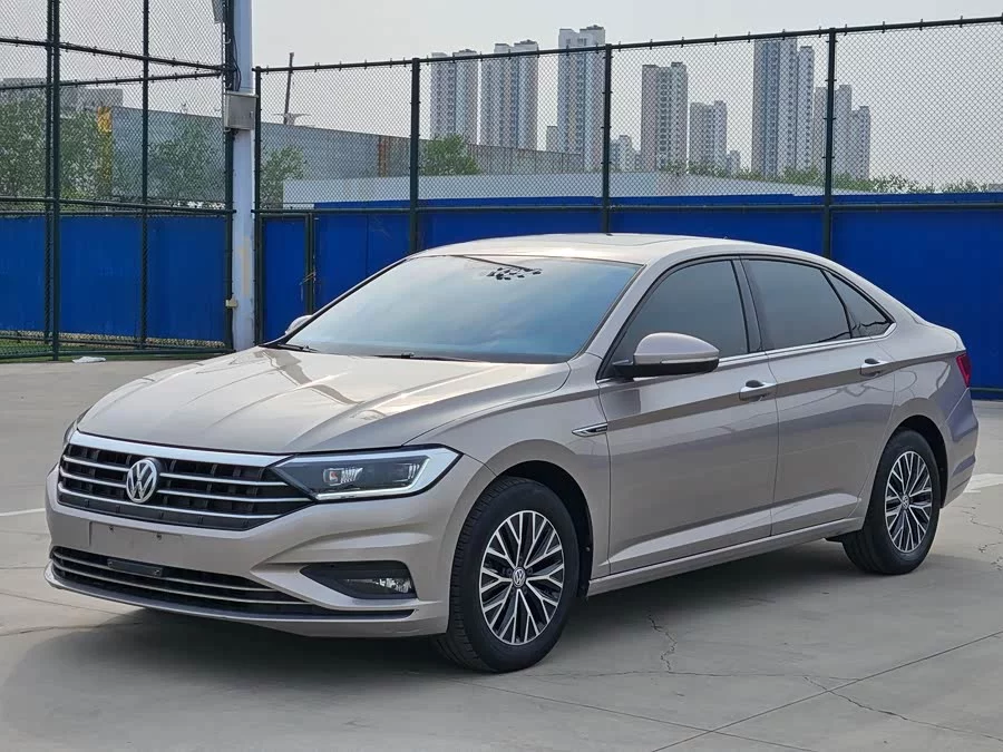 Volkswagen Sagitar