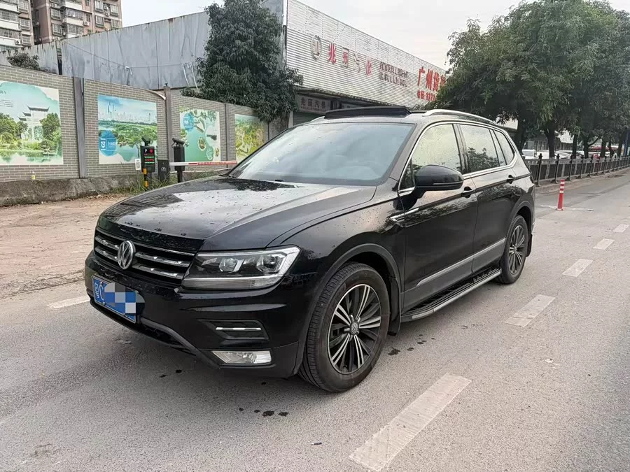 Volkswagen Tiguan L