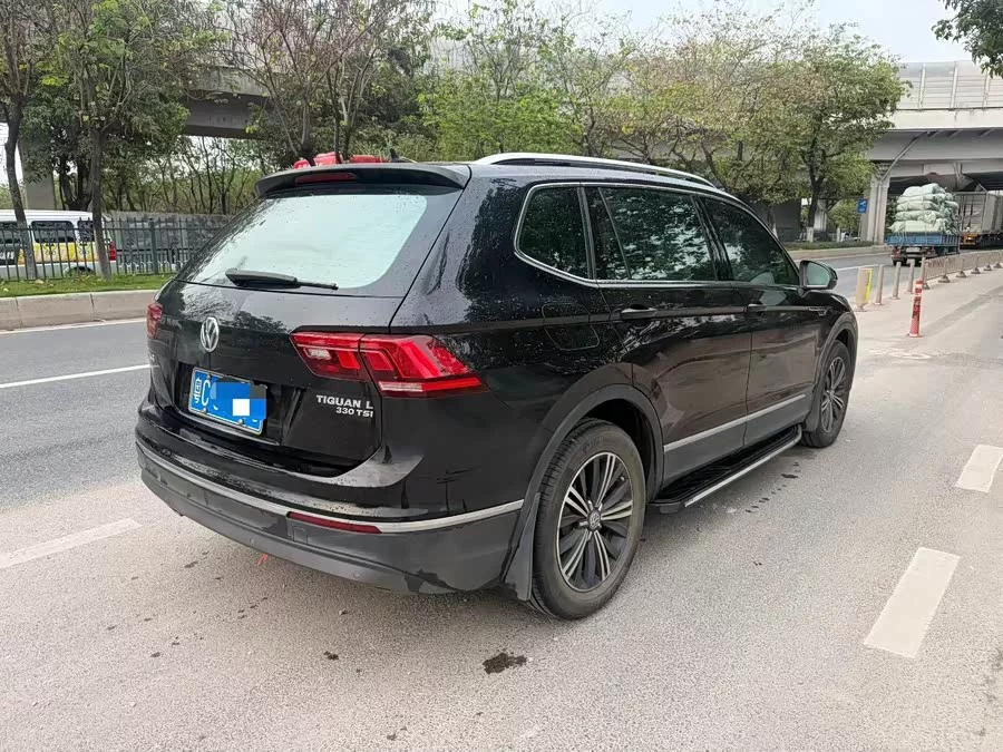 Volkswagen Tiguan L