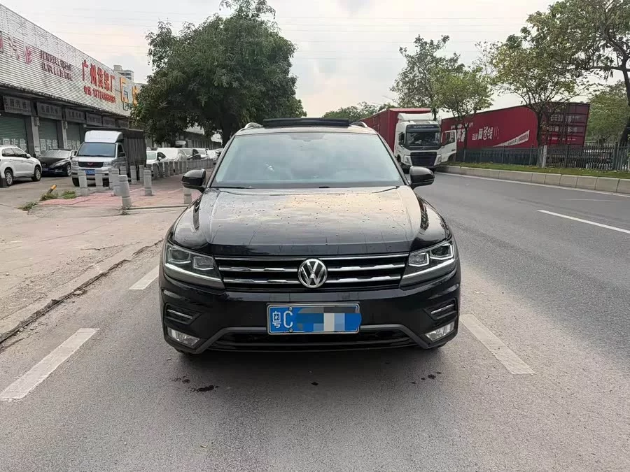 Volkswagen Tiguan L