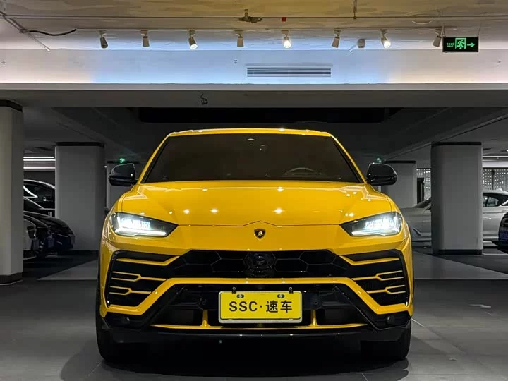 Lamborghini Urus