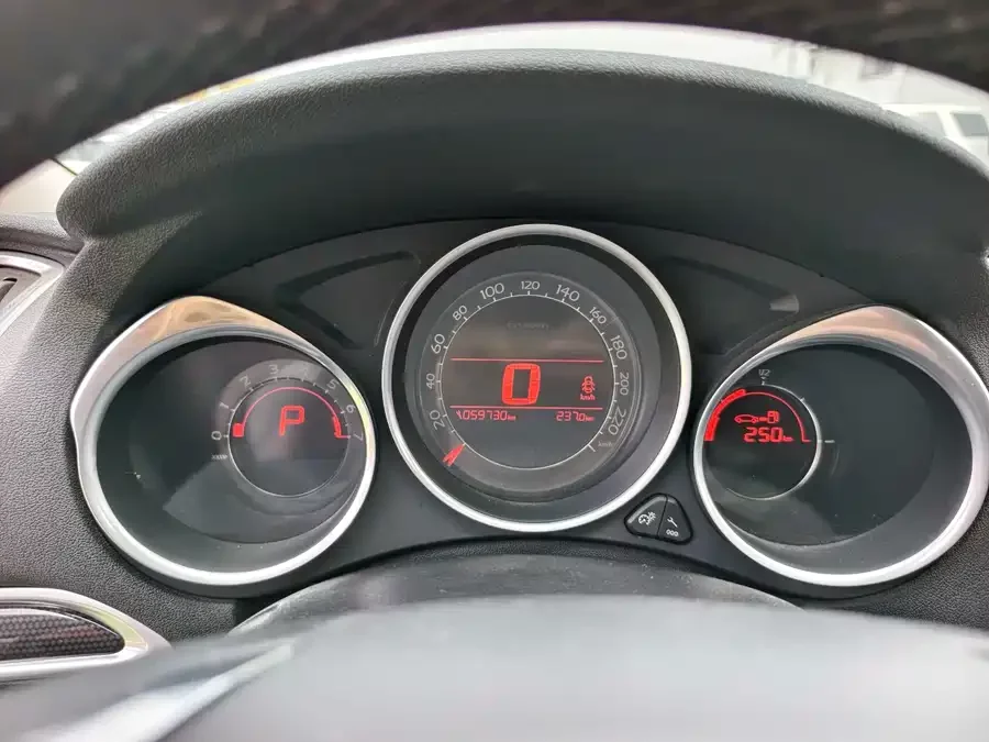 Citroën C4L