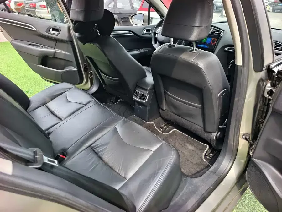 Citroën C4L