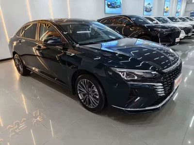 Dongfeng Yixuan MAX