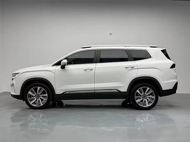 Geely Okavango