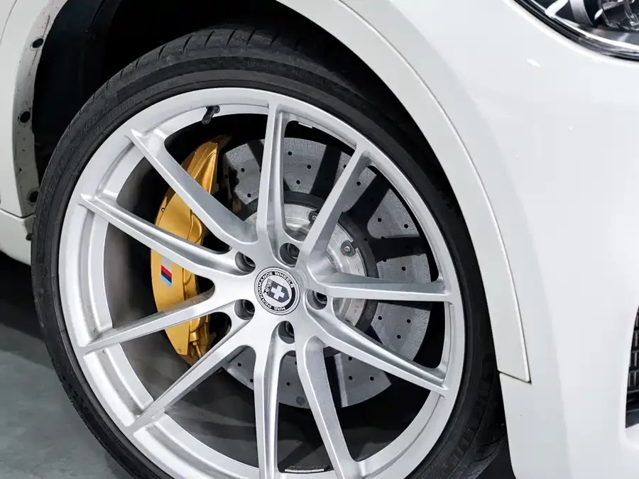 BMW X6 M