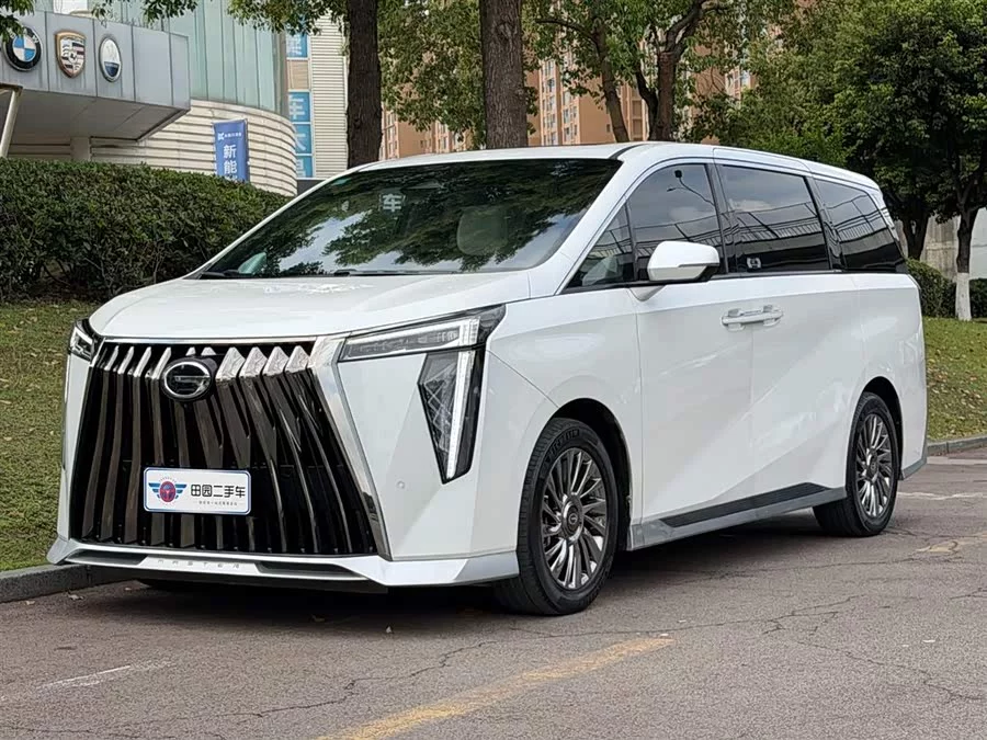 GAC Trumpchi M8