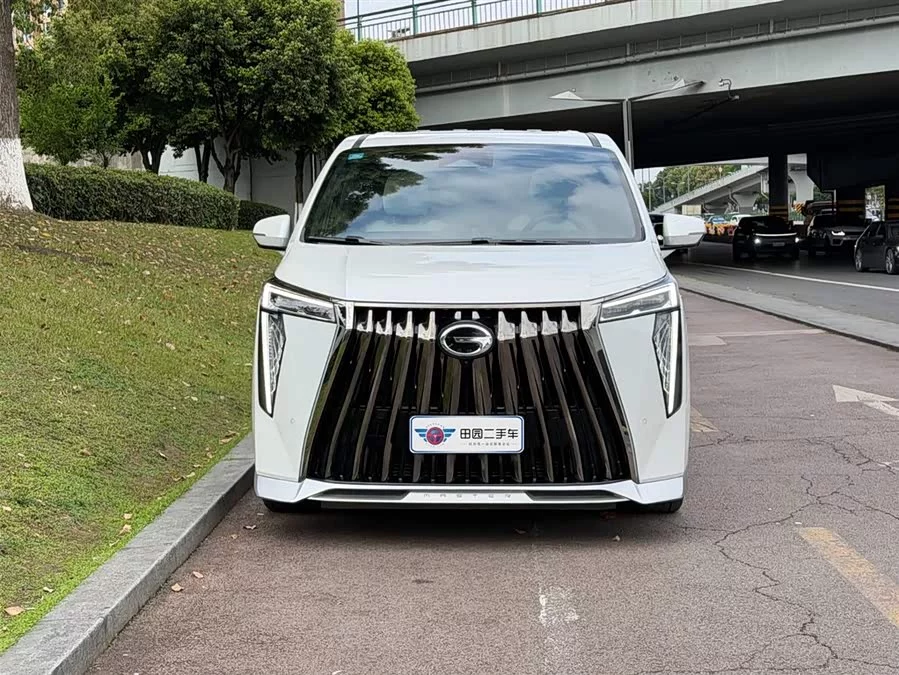 GAC Trumpchi M8