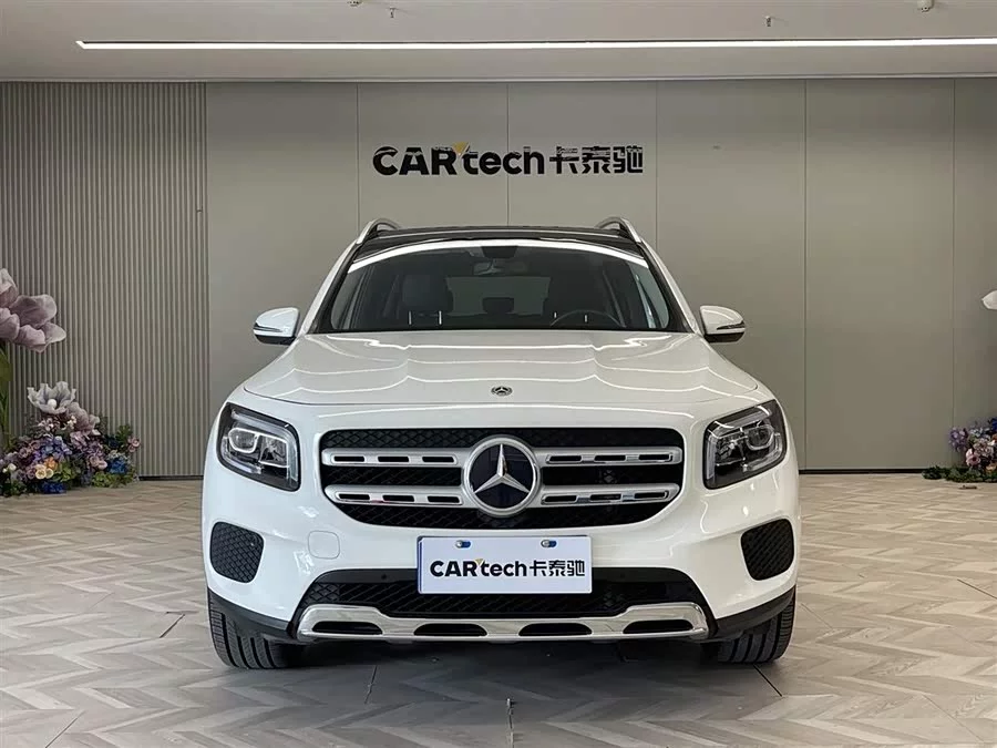 Mercedes Benz GLB