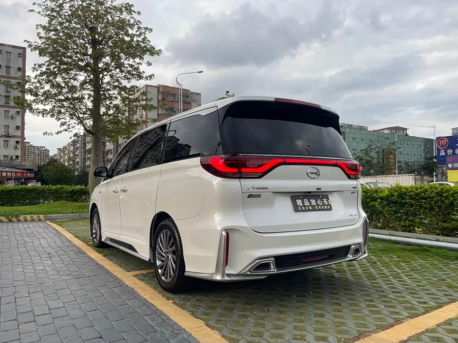 GAC Trumpchi M8