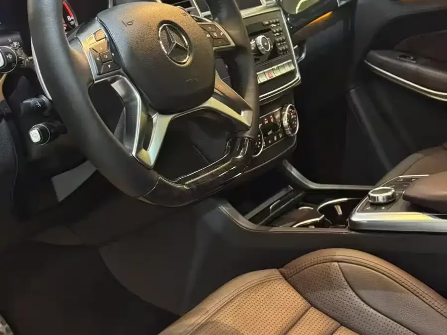 Mercedes Benz GL-Class AMG