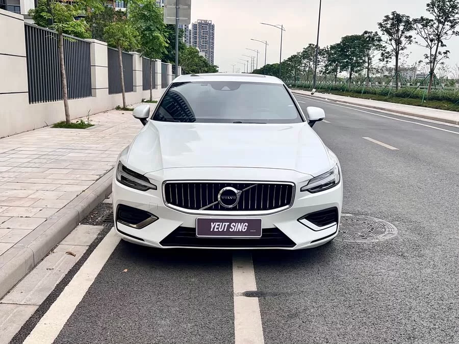 Volvo S60