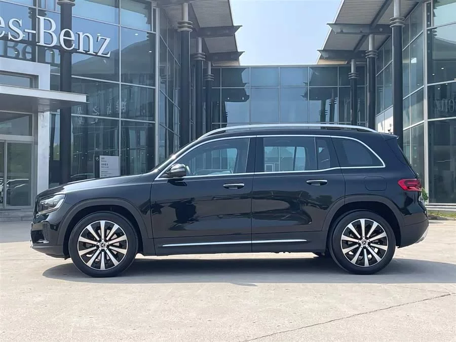 Mercedes Benz GLB
