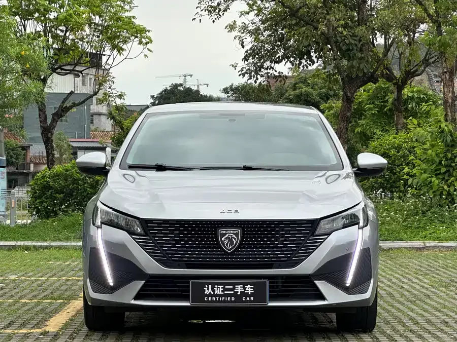 Peugeot 408