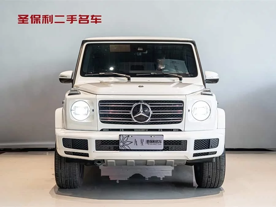 Mercedes Benz G-rated