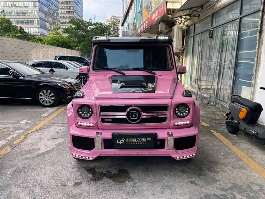 Mercedes Benz G-rated