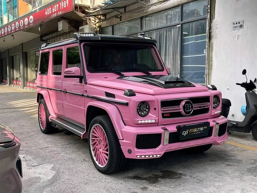Mercedes Benz G-rated