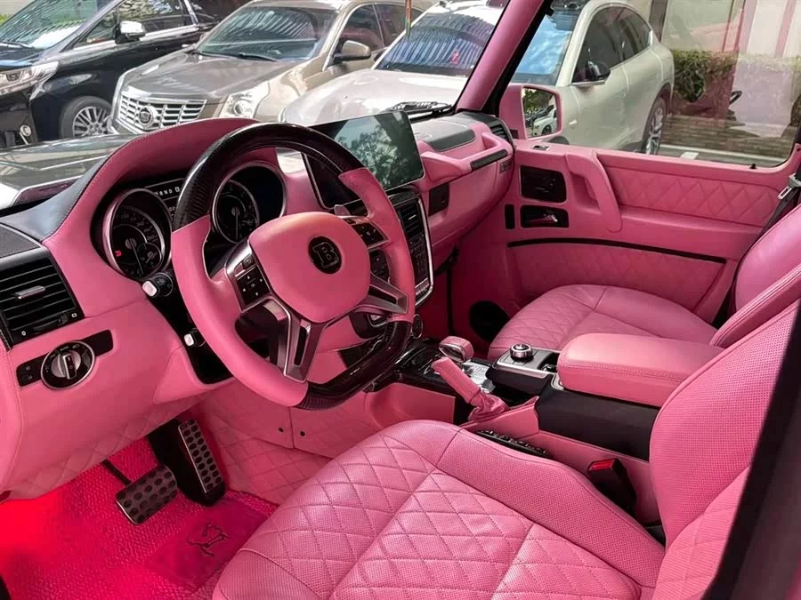 Mercedes Benz G-rated