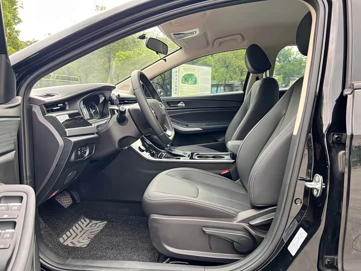 Chery Arrizo 5