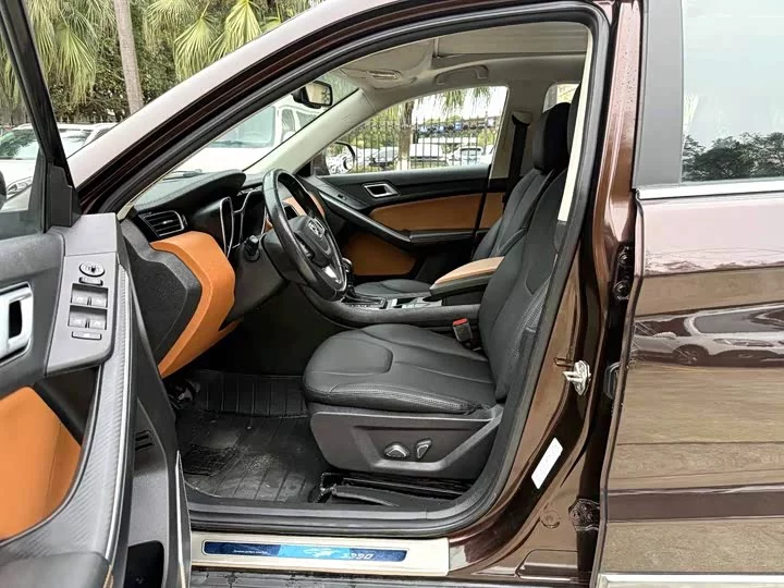 Jiangling Yusheng S330