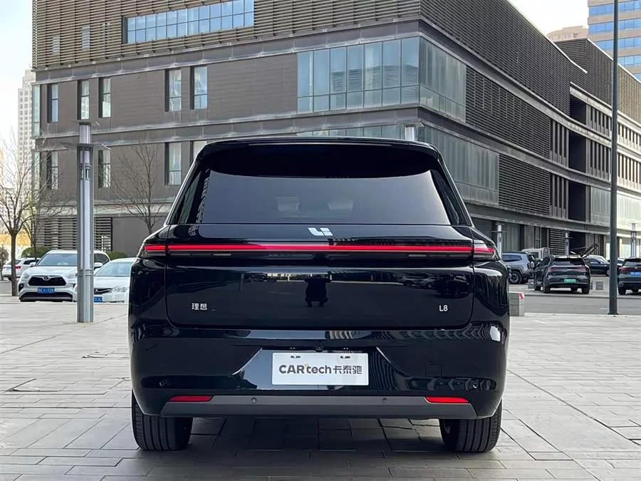 Li Ideal L8