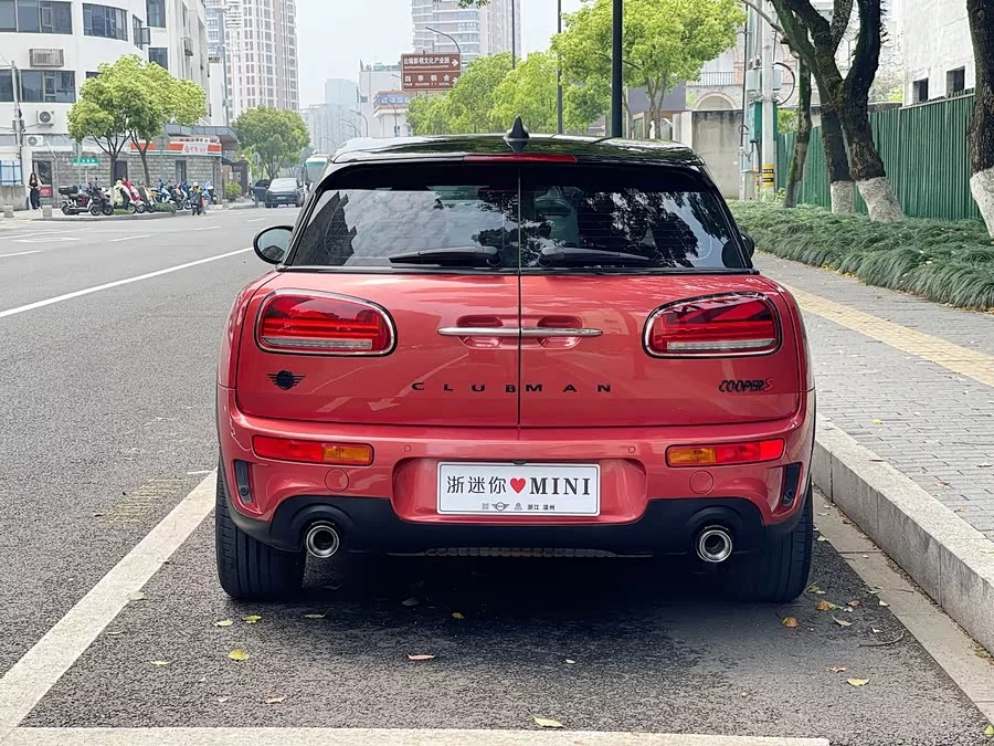 MINI CLUBMAN