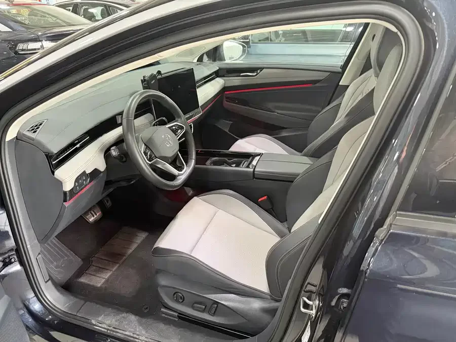 Volkswagen ID.7 VIZZION