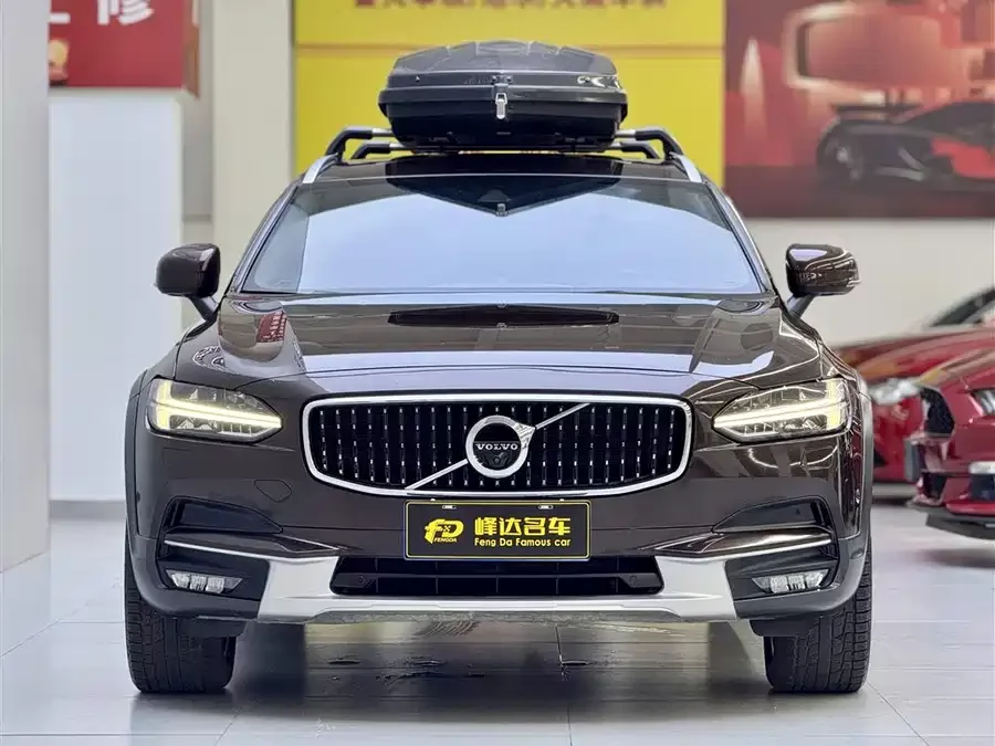 Volvo V90