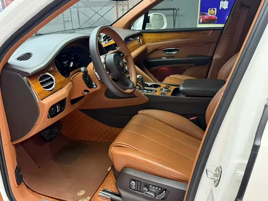 Bentley Bentayga plug-in hybrid