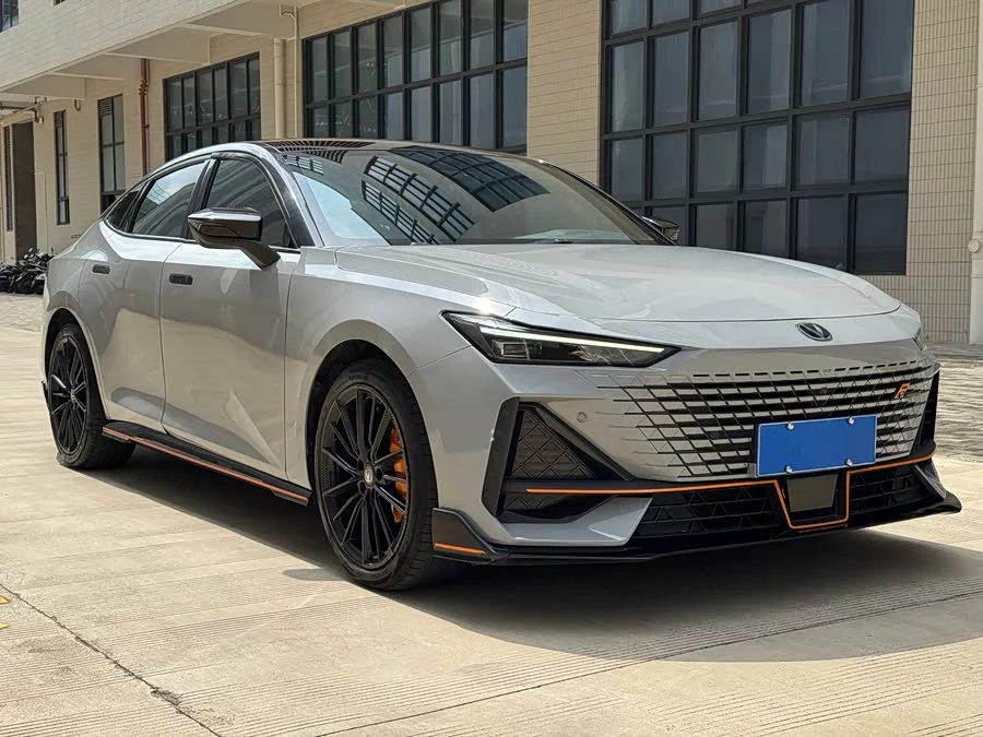 Changan UNI-V