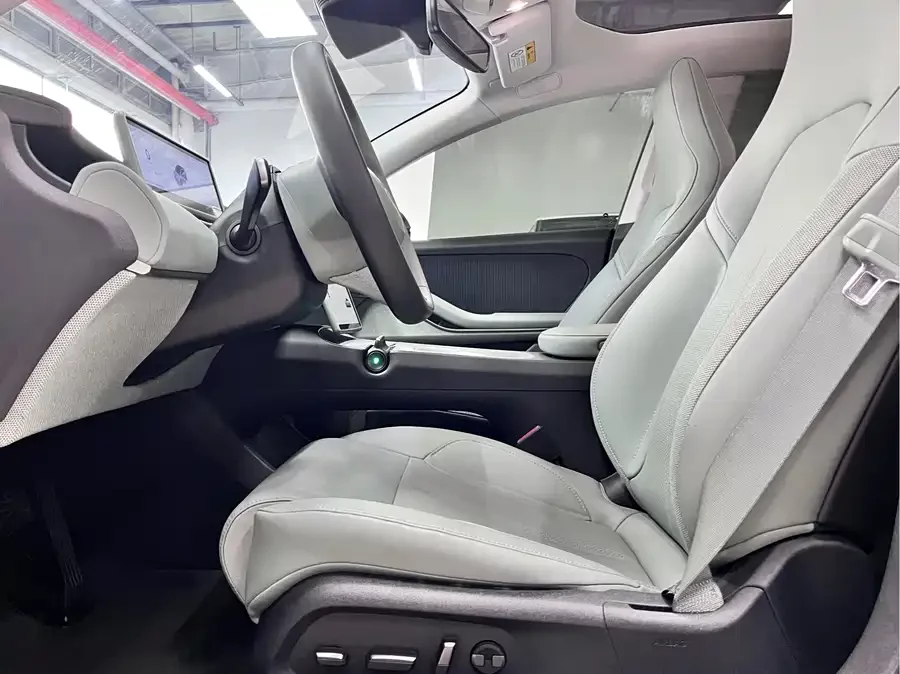 NIO ET5