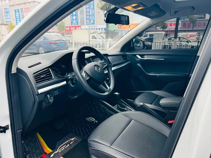 Skoda Comek