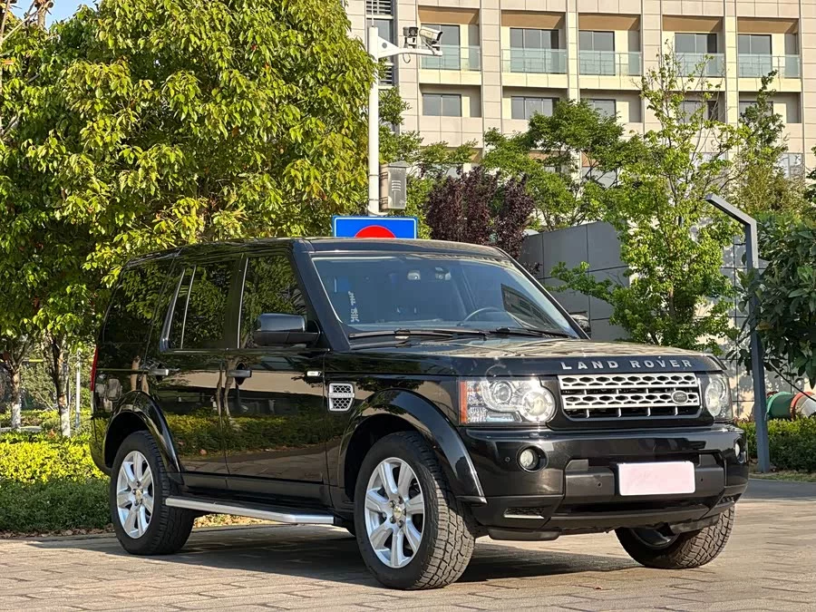Land Rover finds