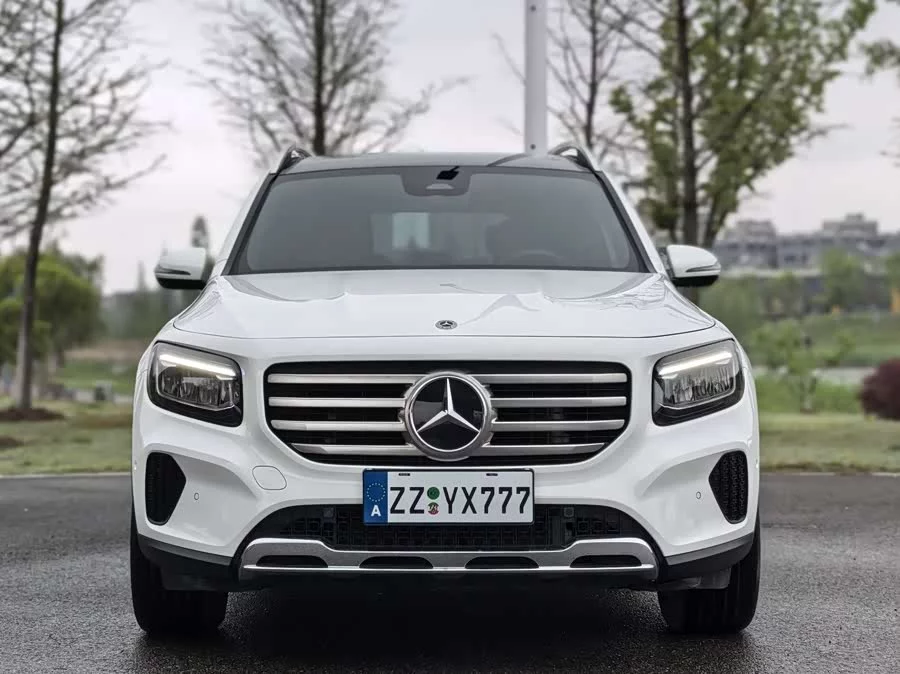 Mercedes Benz GLB